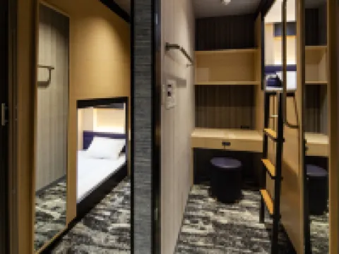 Y's膠囊酒店-那霸國際通 那霸酒店