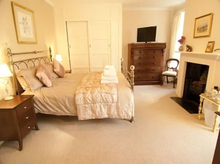 Rock Moor House B&B Отели в г. Эллингем