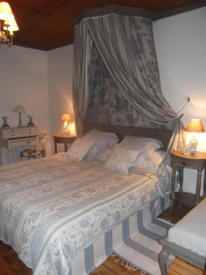 Le Clos de la Font Queroy Hotels in Massignac