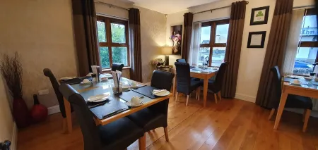 Church View House F56H977