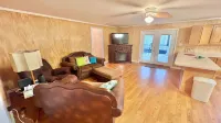 Private Retreat on Beautiful Lake Eufaula.