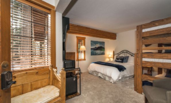 Donner Lake Inn