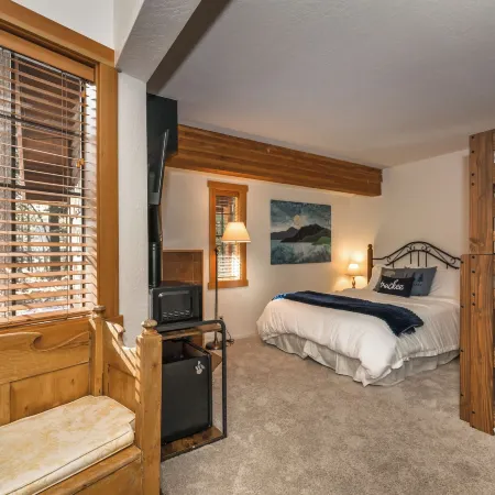 Donner Lake Inn