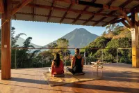 Sarnai Hotel di Tzununa