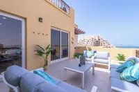 Contemporary Living by The Sea & 2BD & New Listing