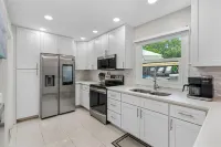 Pool Hottub 5 Miles Clearwater Irb Pet Friendly - parking