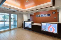 Motel 6 Hillsboro, TX - Wifi
