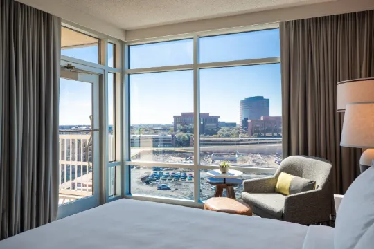 Renaissance Dallas Richardson Hotel