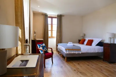Casa Surgente