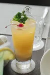 GRAMM HOTEL by Ambarrukmo Yogyakarta - bar