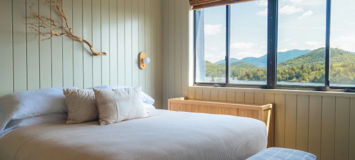 Laurel Lake Placid Hotels in North Elba