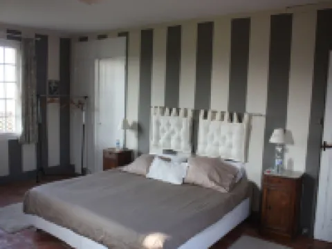 Presbytère de Jonquiere Hotels in Lavaur