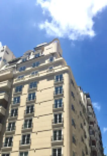 Carles Hotel