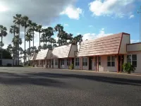 Victoria Palms Inn and Suites Hotels in Donna