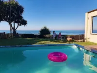 Southern Comfort - on the Pool