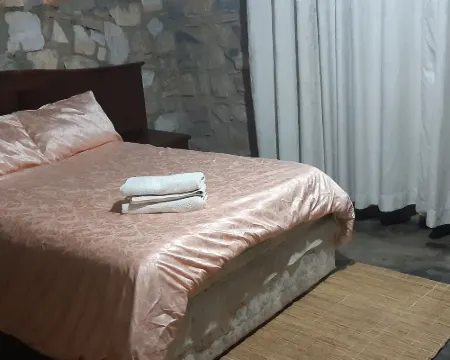 กระท่อมนาคา ซาบาล โรงแรมในGoromonzi