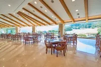 Crystal Valley CC Golden Village - breakfast