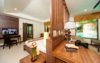 Ratana Hill Patong - Inns