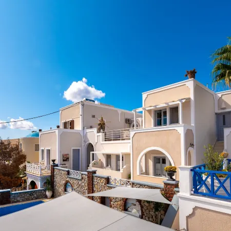 Hotel Thira
