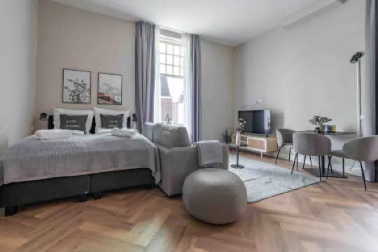 Limehome the Hague Keizerstraat