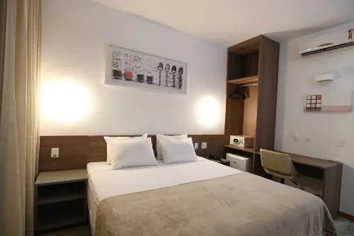 Samba Linhares Hotels in Линьярис
