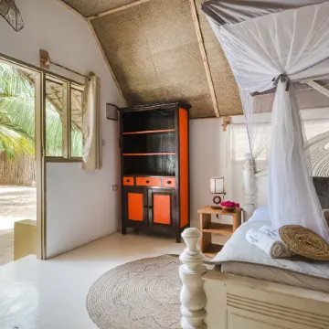 Cinnamon Hotel