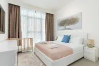 Vacay Lettings - Beach Vista  Beachfront Hotel a 