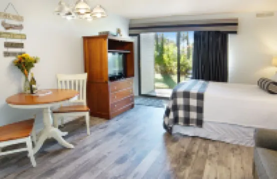 The Shores Lakeside Condo Unit 5680