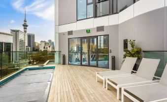 Auckland City Charm - 2Br Haven by Zodiak Stays