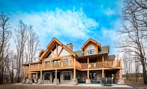Lakeside- Mountain View Lodge on Lake Champlain in delightful Bridport