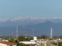 Magnificent 2-Bedroom Apartment Sleeps 5 with Marina and Sea Views Hotels in Roses