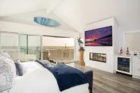 Spacious Home with Gourmet Kitchen and Patio - Stunning Oceanfront Escape