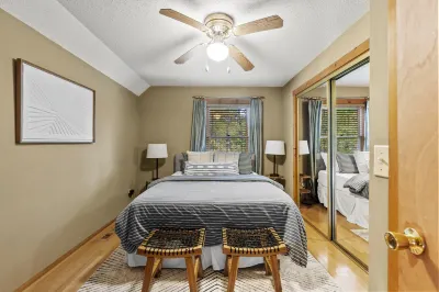 Eastmoor Retreat Hot Tub Cabin 15 Minutes from Asheville with EV Charging