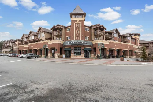 Fabulous Riverstone Retreat