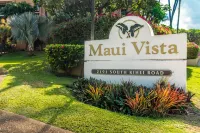 Convenient to Downtown Kihei, Across Famous Charley Young Beach, 3 Pool, Tennis Courts (MV3407)