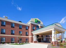 Holiday Inn Express & Suites CHESTERFIELD - SELFRIDGE AREA by IHG