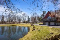 Heated Pool, Game Room, and Garden Oasis - Exquisite Rustic Retreat