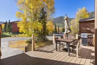 Clubhouse Access and Cozy Gas Fireplace - Charming Mountainside Retreat