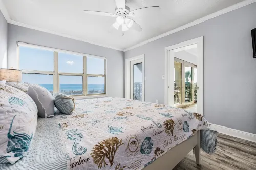Spacious Balcony and Free Fun Included - Stunning Gulf-Front Oasis