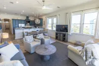 Gulf Front Views and Elevator Access - Stunning Coastal Retreat