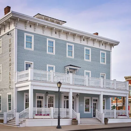 The Cadillac House Lexington, Tapestry Collection by Hilton