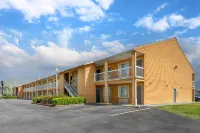 Quality Inn - parking