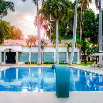 InHouse Select Hacienda Tres Rios