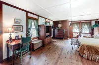 Seahorse Cove Hotels in Burnet County