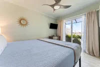 Stunning Harbor Views and Outdoor Dining - Charming Coastal Haven Hotels near Silver Strand