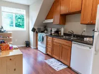 Cozy 2 Bedroom 1 Bath Apartment ボセルのホテル