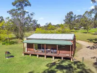 Hunter Hideaway Cottages Hotels in Lovedale