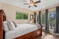 Close to Trails, Parks & Open Space! Amazing Yard! - Mountain view