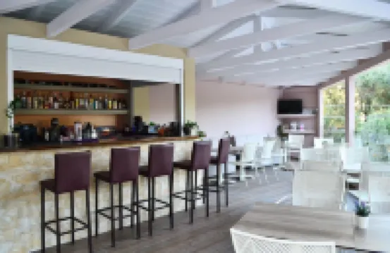 Michaelangelo Boutique Parga