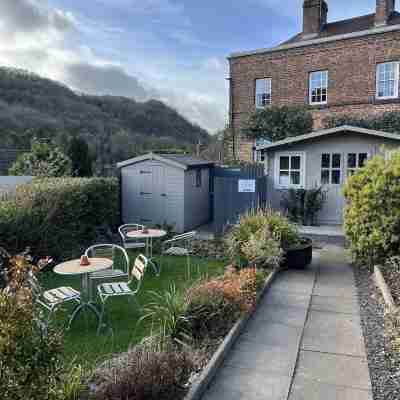 Ironmasters House Hotel Exterior